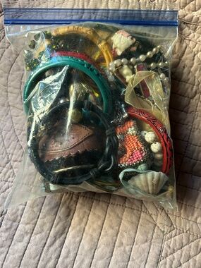 Lot Mixed Beaded, Metal, Leather Bracelets, Necklaces & Misc Bits/ Multicolor